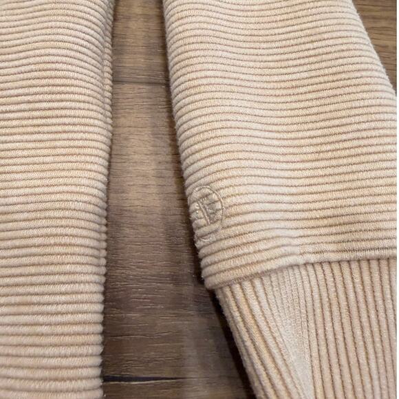 Tuckernuck Addison Bay Everyday Crewneck Ribbed Sweater in Heather Camel Small - Picture 5 of 10